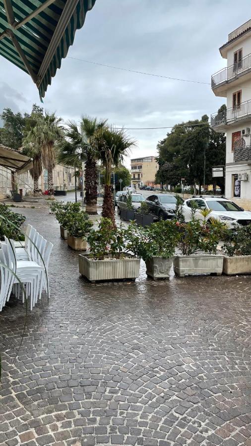 הוילה Villagrazia Di Carini Casa Vacanze Antico Cortile Delle Palme מראה חיצוני תמונה