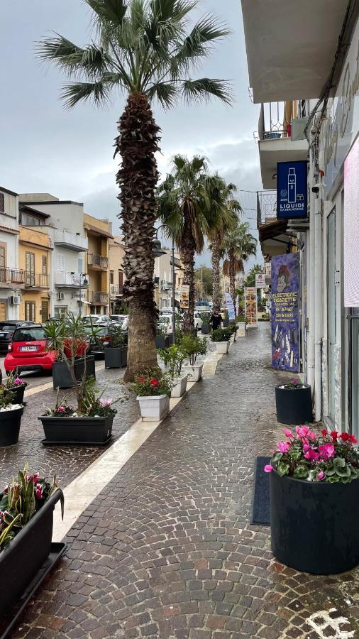 הוילה Villagrazia Di Carini Casa Vacanze Antico Cortile Delle Palme מראה חיצוני תמונה