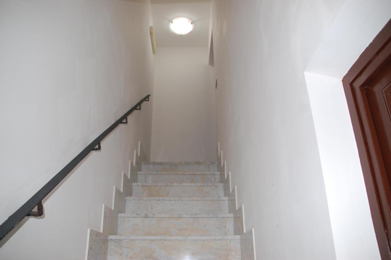 הוילה Villagrazia Di Carini Casa Vacanze Antico Cortile Delle Palme מראה חיצוני תמונה